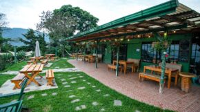 20230607_09_restaurant-at-earth-lodge-guatemala
